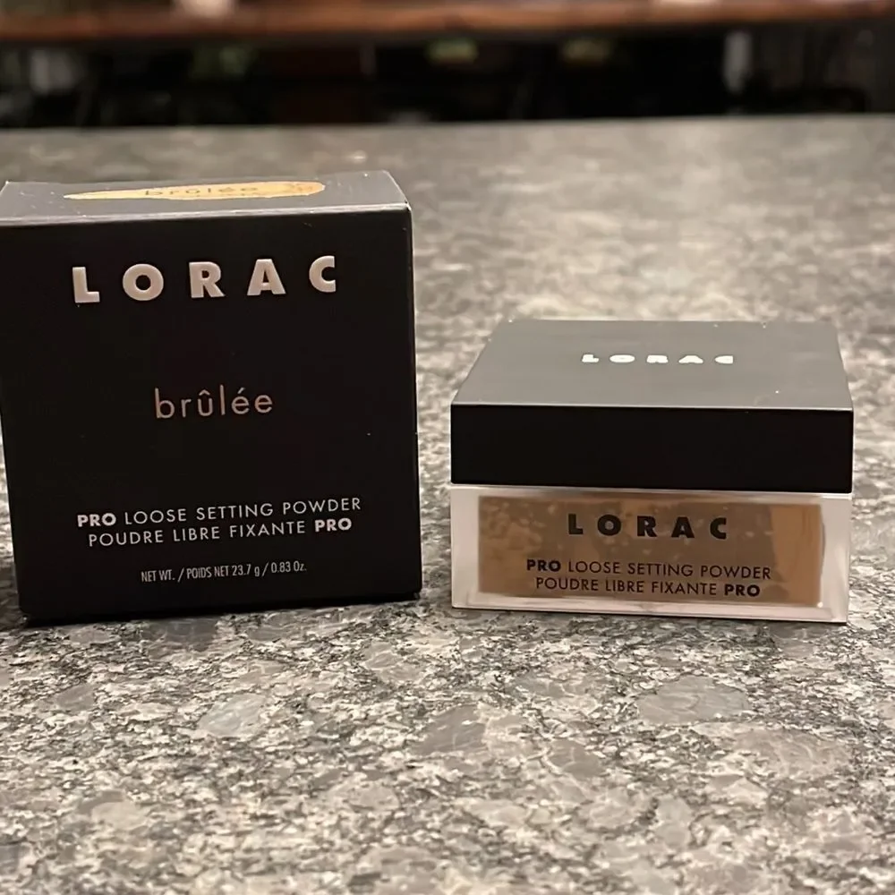 LORAC Pro Loose Setting Powder in Brulee ultra blurring, light diffusing